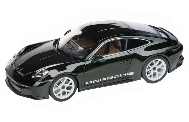 1/18 - 911 S/T (992) : Suncoast Porsche Parts & Accessories